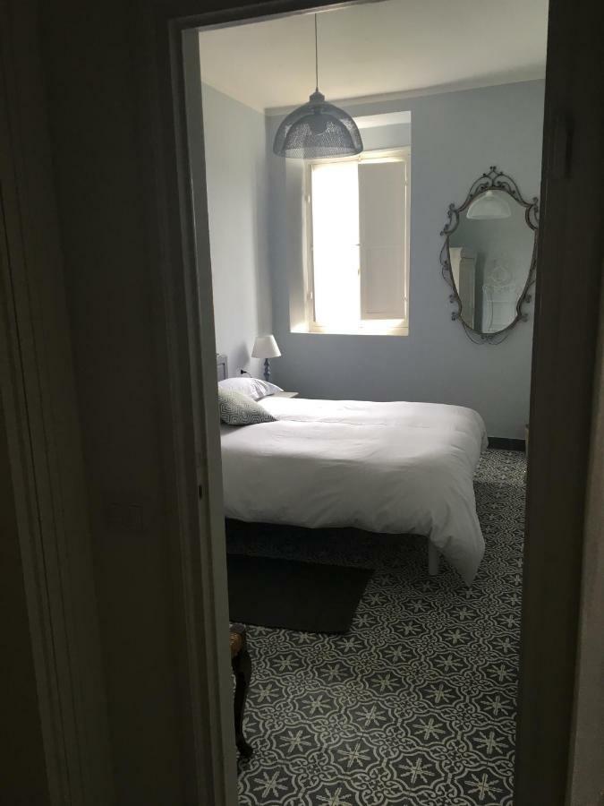 La Nipitella Hotel Монте Марчело Екстериор снимка